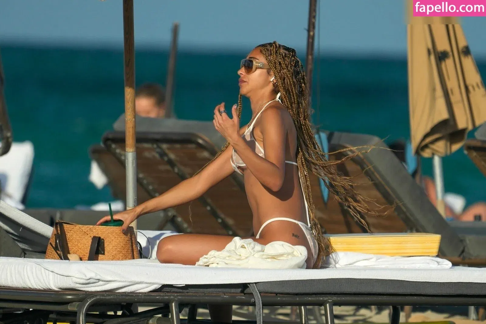 Ceejay the DJ / Chantel Jeffries / ChantelJeffries Onlyfans Photo Gallery 