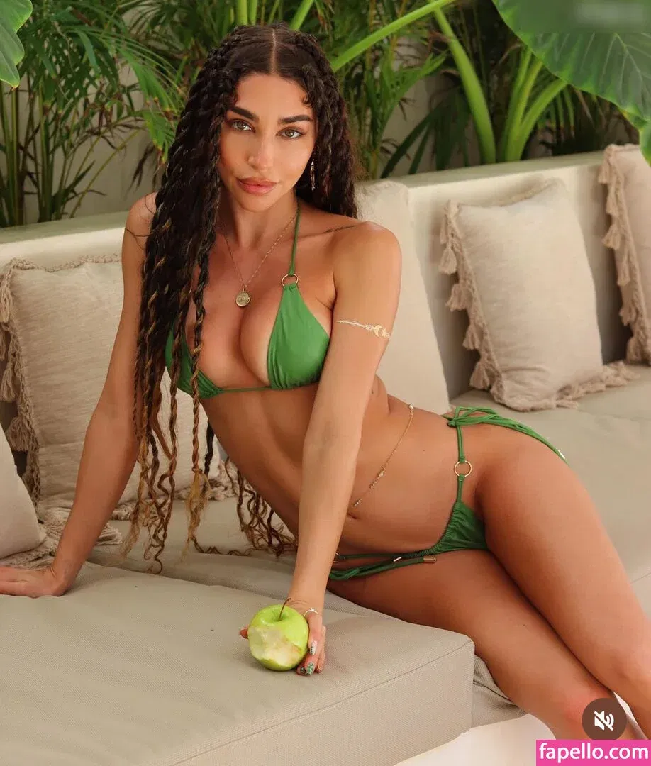 Ceejay the DJ / Chantel Jeffries / ChantelJeffries Onlyfans Photo Gallery 
