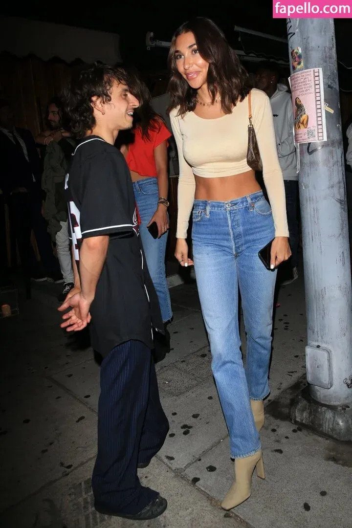 Ceejay the DJ / Chantel Jeffries / ChantelJeffries Onlyfans Photo Gallery 