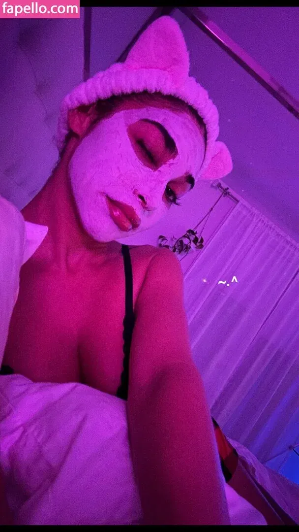 Ceejay the DJ / Chantel Jeffries / ChantelJeffries Onlyfans Photo Gallery 