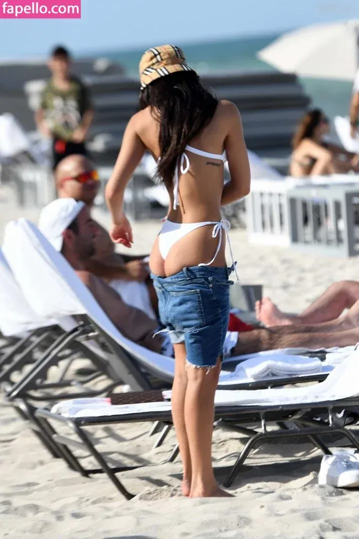 Ceejay the DJ / Chantel Jeffries / ChantelJeffries Onlyfans Photo Gallery 