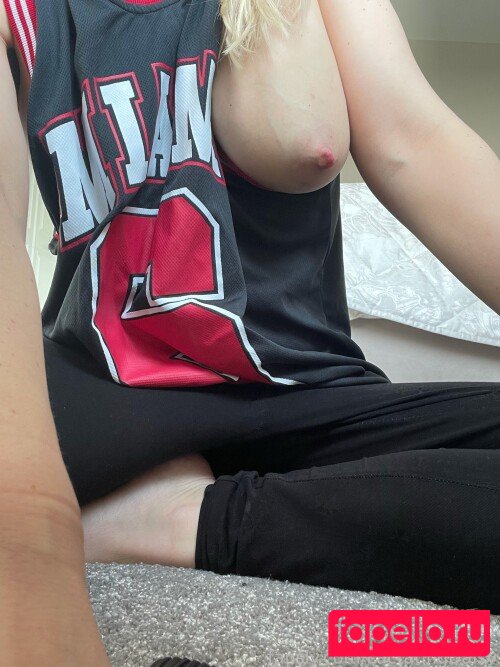 LactatingDaisy Nude Onlyfans Photo 39