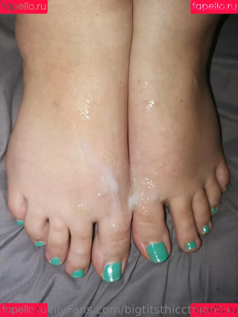 bigtitsthiccthighs97 Onlyfans Photo Gallery 