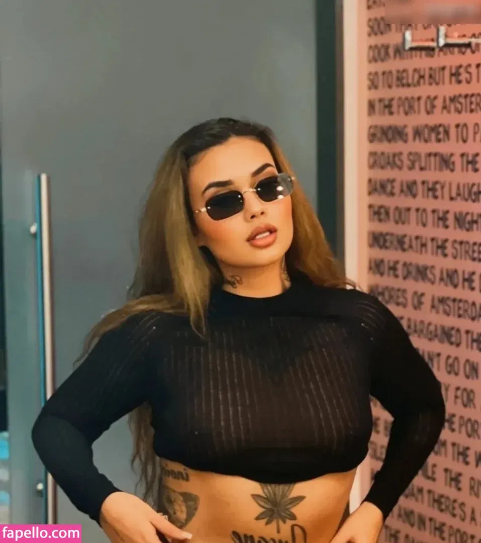 alyssa.assassina / inked_alyssa Onlyfans Photo Gallery 