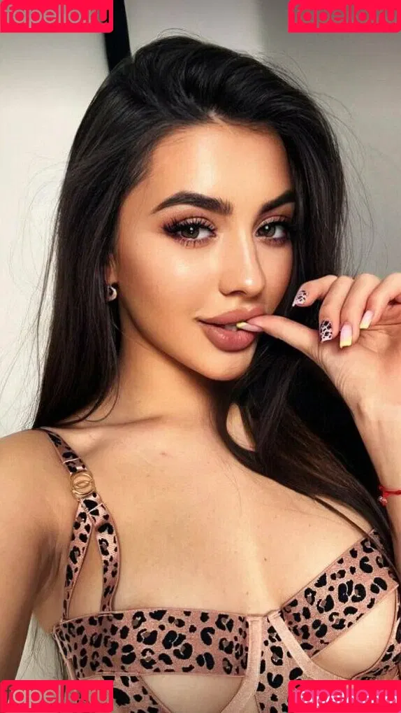 kate_utopia / kate_utopiaa / utopia_kate Onlyfans Photo Gallery 