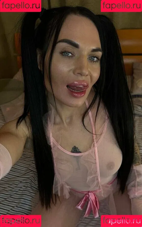 kate_utopia / kate_utopiaa / utopia_kate Onlyfans Photo Gallery 