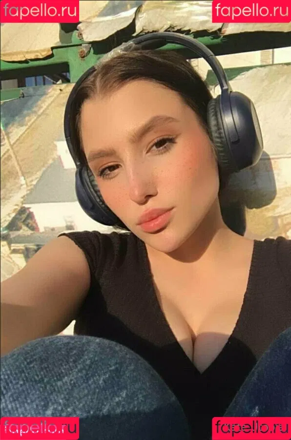 kate_utopia / kate_utopiaa / utopia_kate Onlyfans Photo Gallery 