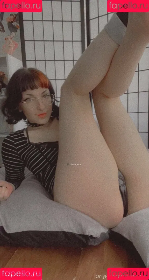 pinegrey777 / pinexgrey Onlyfans Photo Gallery 