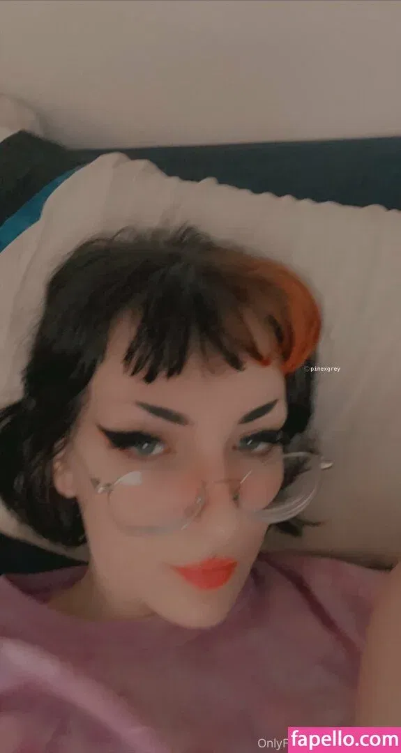 pinegrey777 / pinexgrey Onlyfans Photo Gallery 