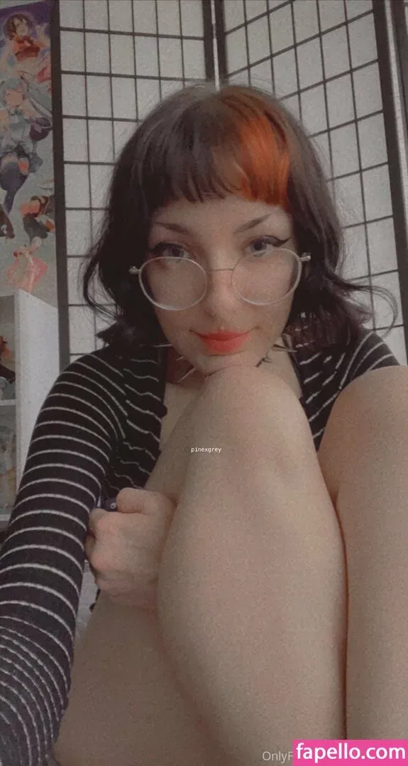 pinegrey777 / pinexgrey Onlyfans Photo Gallery 