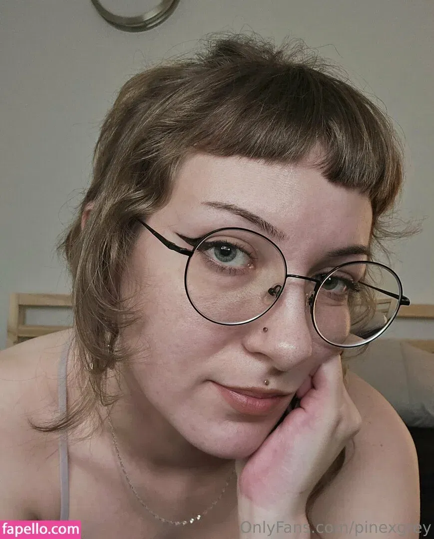 pinegrey777 / pinexgrey Onlyfans Photo Gallery 