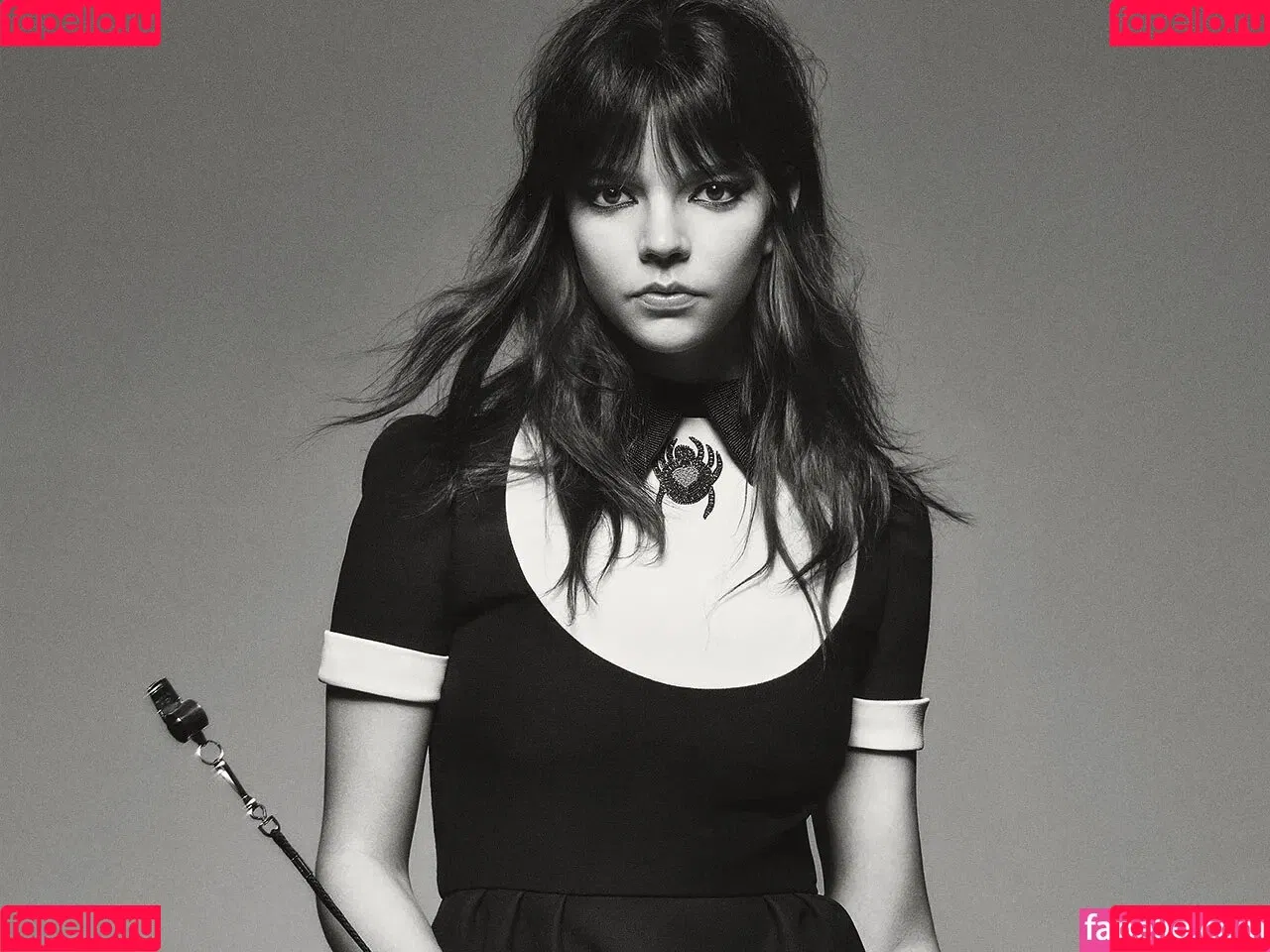 Anya Taylor-Joy / anyataylorjoy / owlicats Onlyfans Photo Gallery 