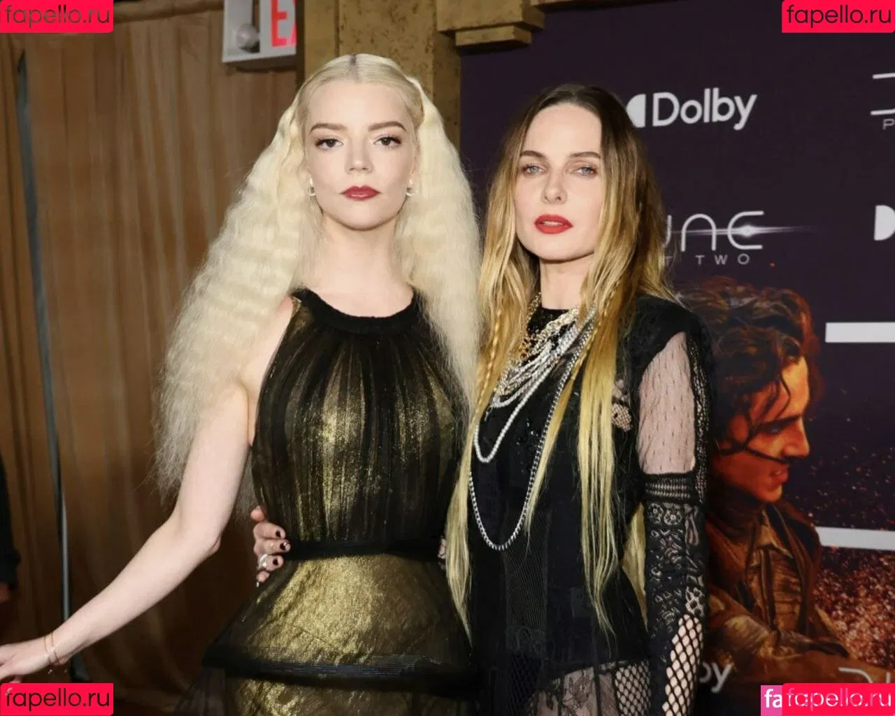 Anya Taylor-Joy / anyataylorjoy / owlicats Onlyfans Photo Gallery 