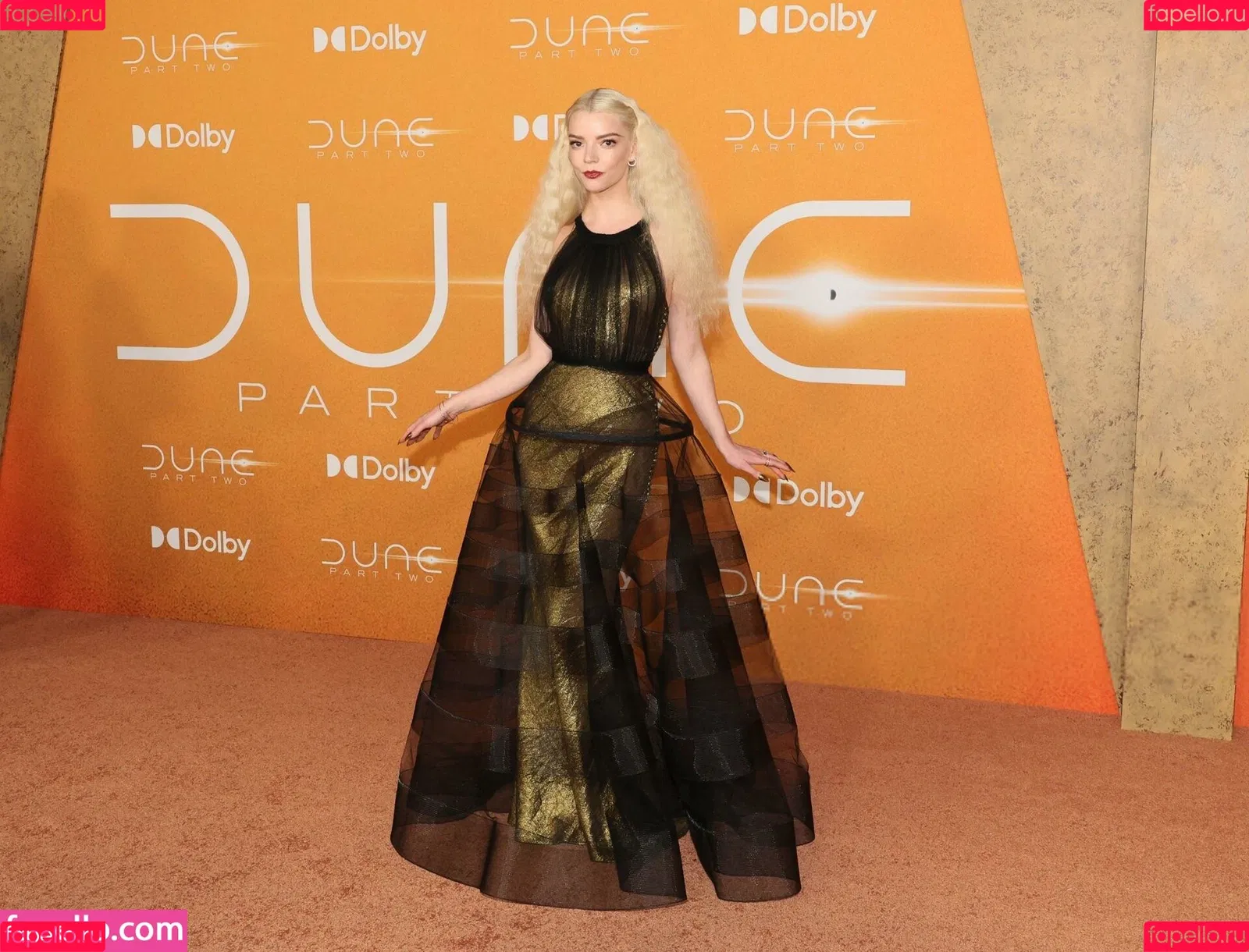 Anya Taylor-Joy / anyataylorjoy / owlicats Onlyfans Photo Gallery 