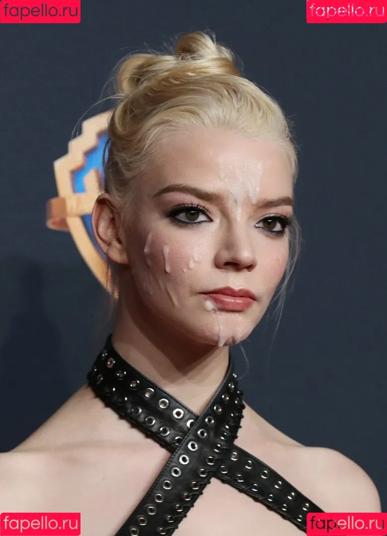 Anya Taylor-Joy / anyataylorjoy / owlicats Onlyfans Photo Gallery 