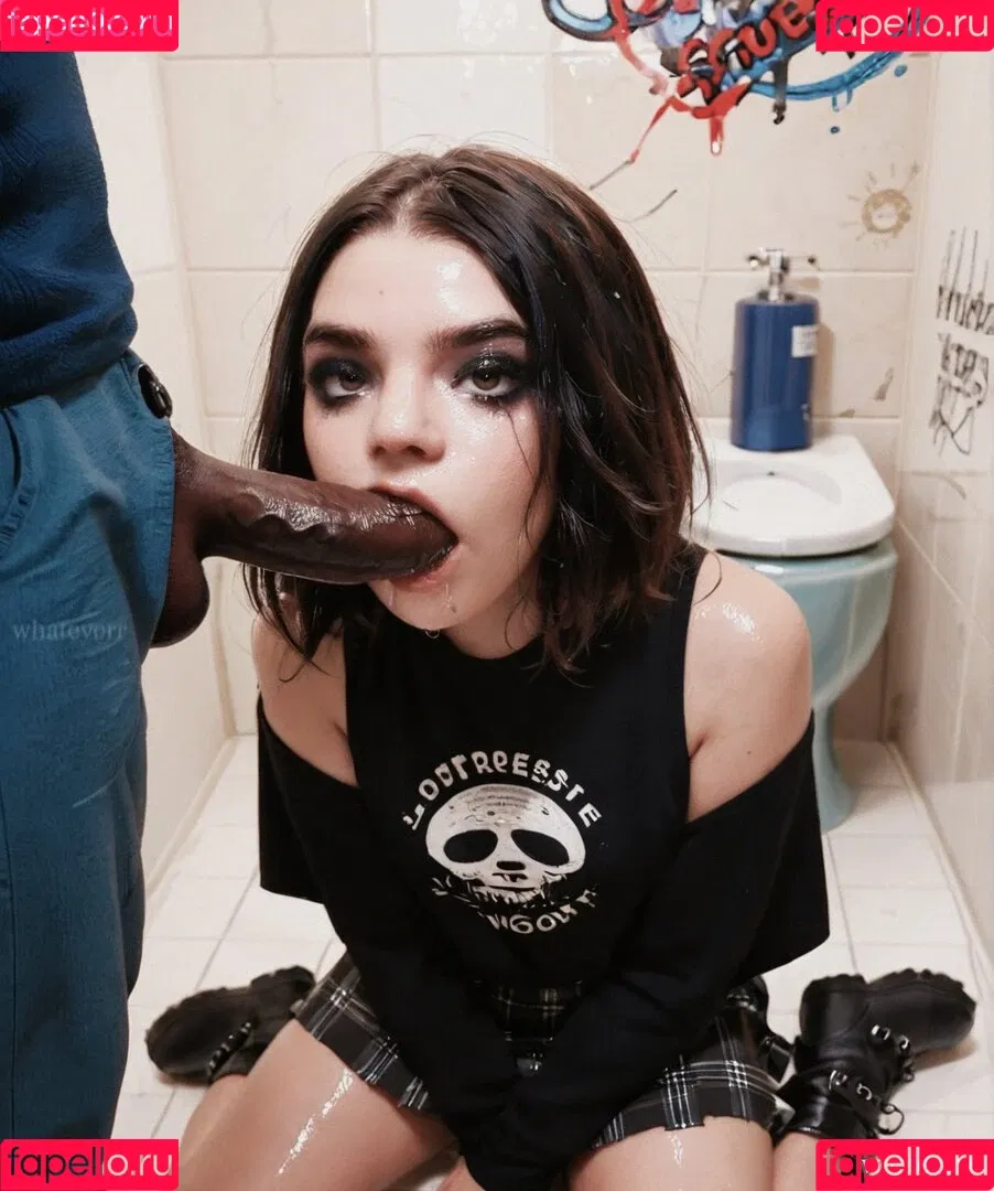 Anya Taylor-Joy / anyataylorjoy / owlicats Onlyfans Photo Gallery 