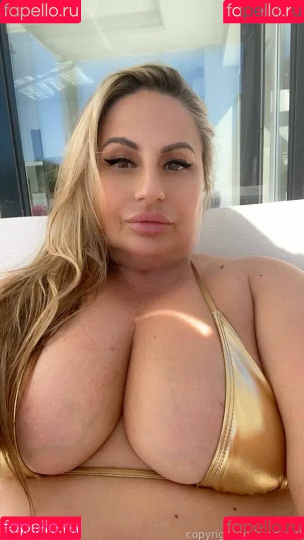 Baddiemi / baddiemi1 Onlyfans Photo Gallery 