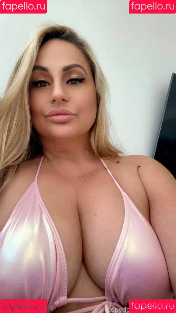 Baddiemi / baddiemi1 Onlyfans Photo Gallery 