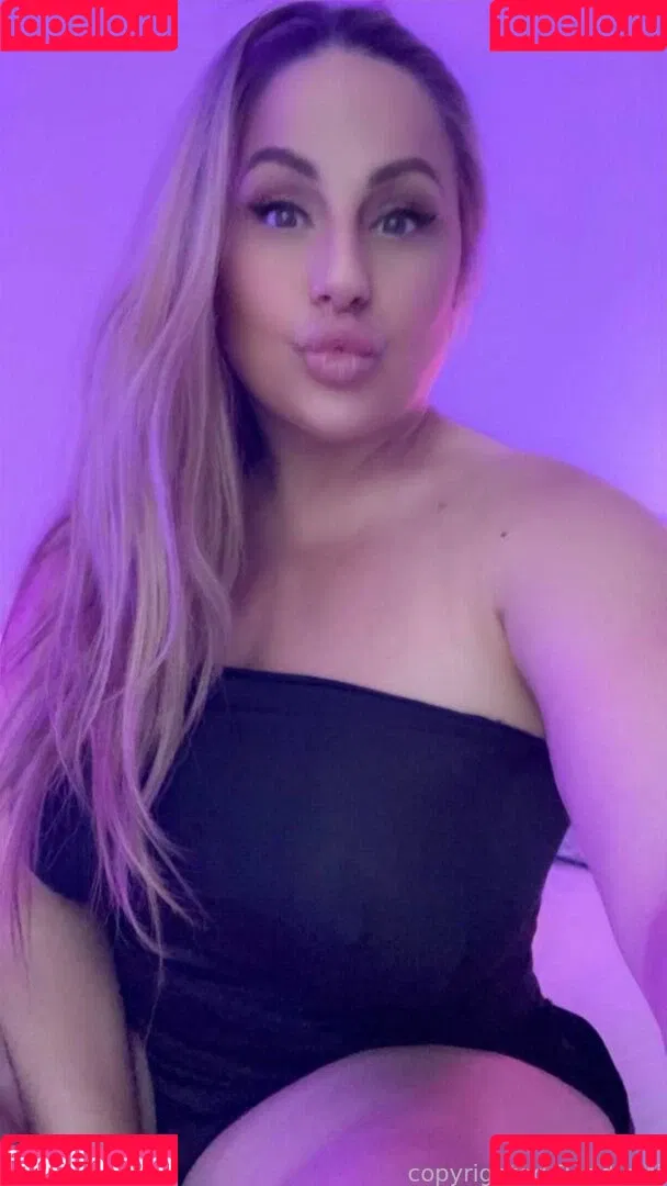 Baddiemi / baddiemi1 Onlyfans Photo Gallery 