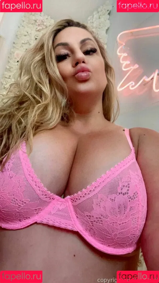 Baddiemi / baddiemi1 Onlyfans Photo Gallery 