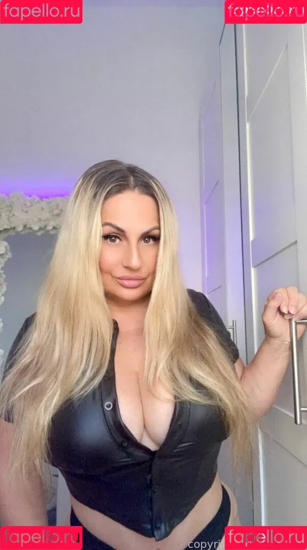 Baddiemi / baddiemi1 Onlyfans Photo Gallery 