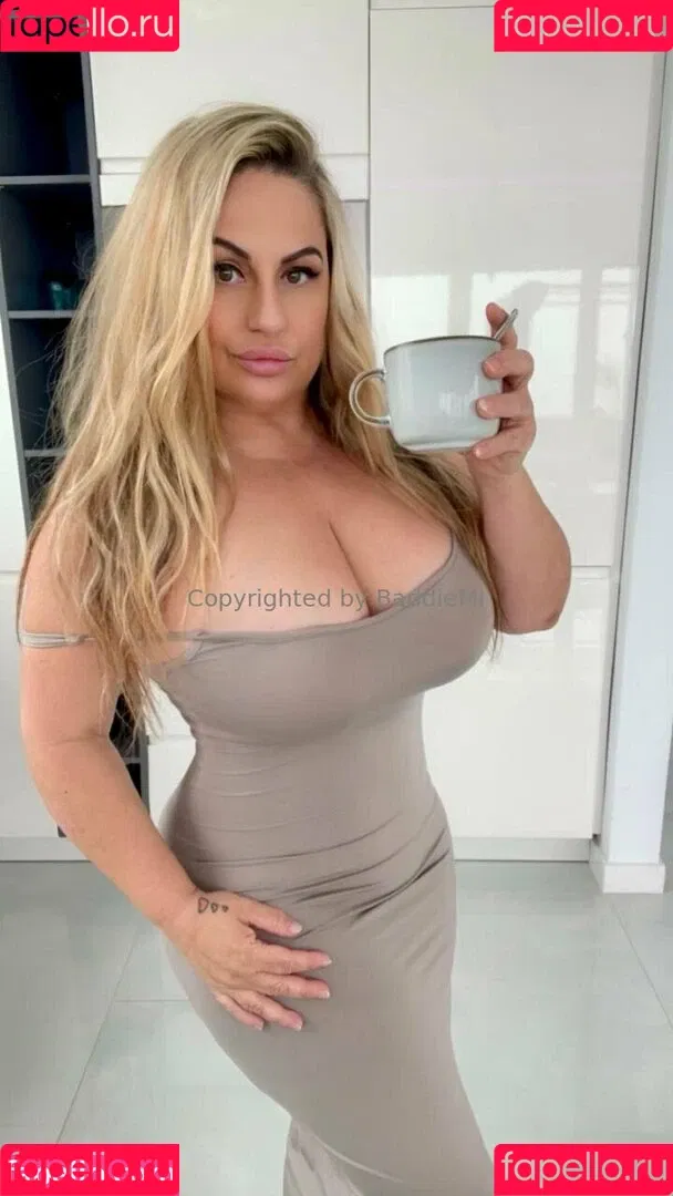 Baddiemi / baddiemi1 Onlyfans Photo Gallery 