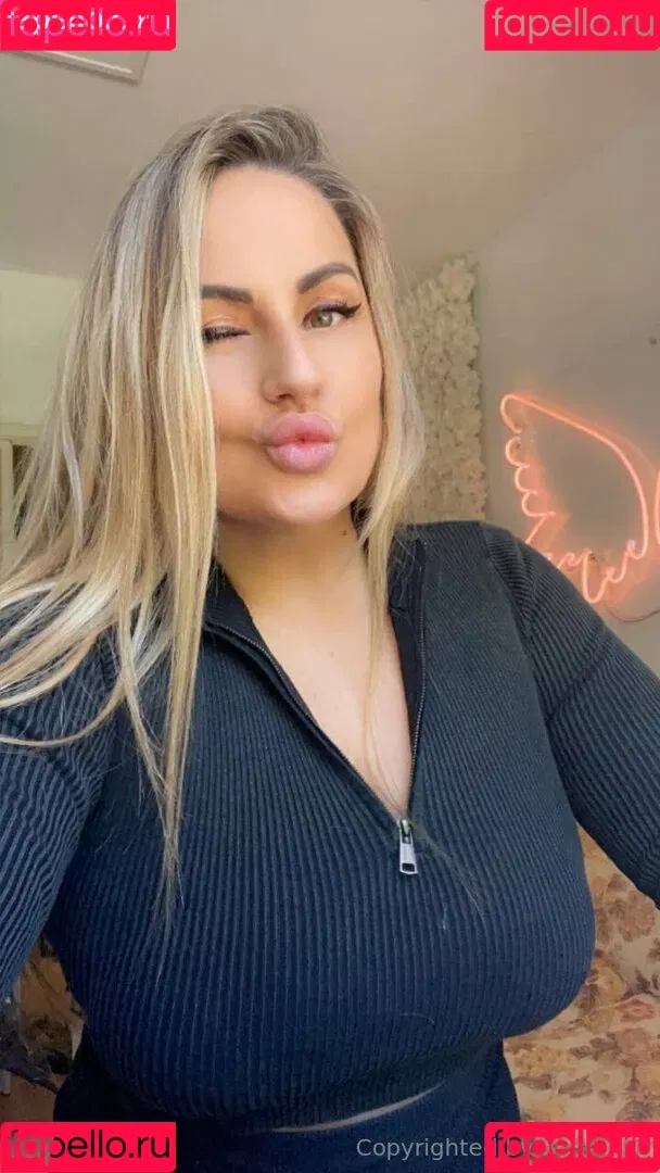 Baddiemi / baddiemi1 Onlyfans Photo Gallery 