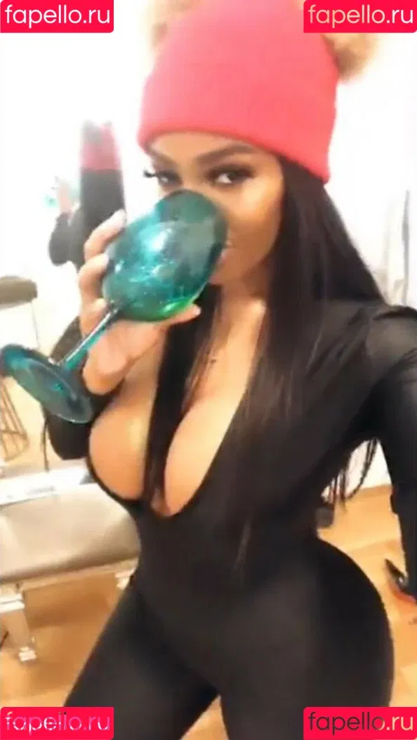 Demon Lives / lust4cai / thaslimmthuggaa Onlyfans Photo Gallery 