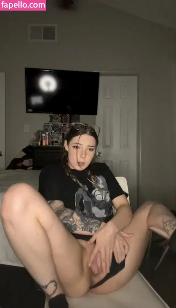 Demon Lives / lust4cai / thaslimmthuggaa Onlyfans Photo Gallery 