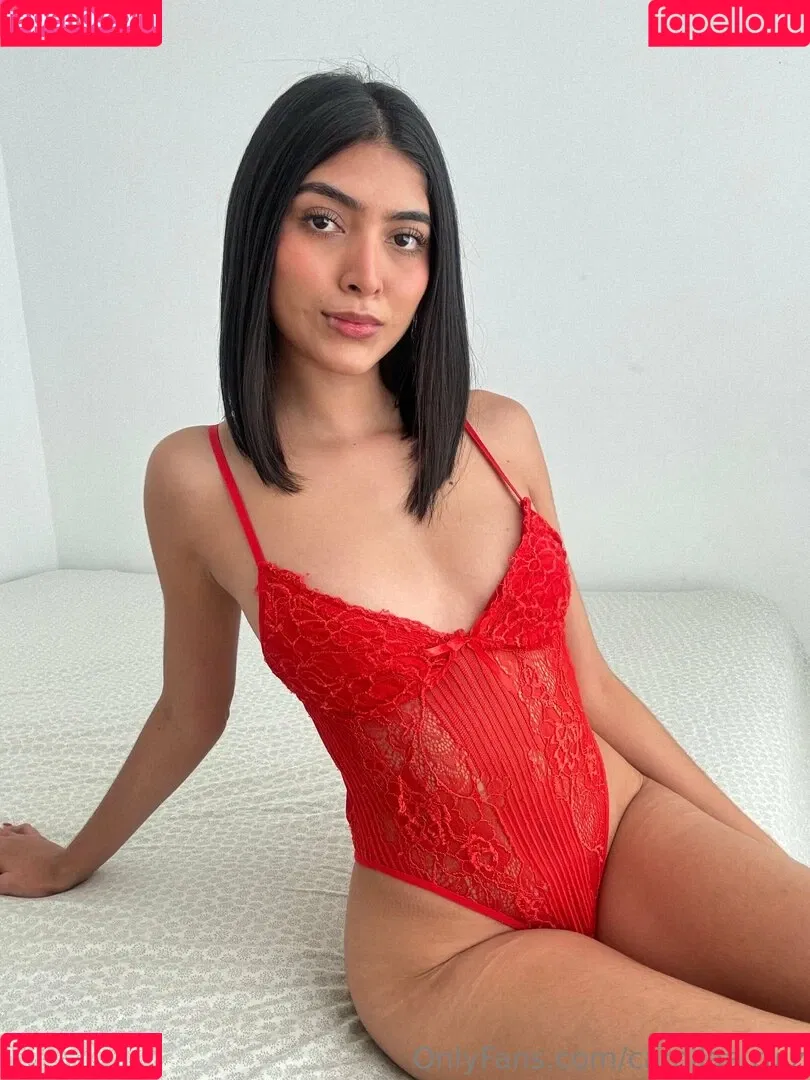 camilaa.ruiz / caruizz Onlyfans Photo Gallery 