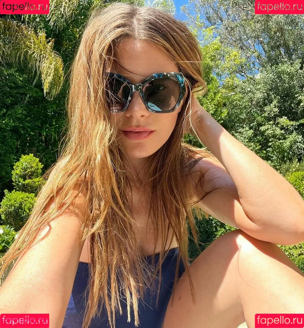 Sofia Vergara / sofiavergara / vergarasofia Onlyfans Photo Gallery 