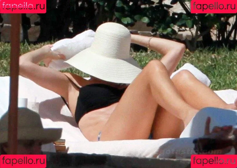 Sofia Vergara / sofiavergara / vergarasofia Onlyfans Photo Gallery 