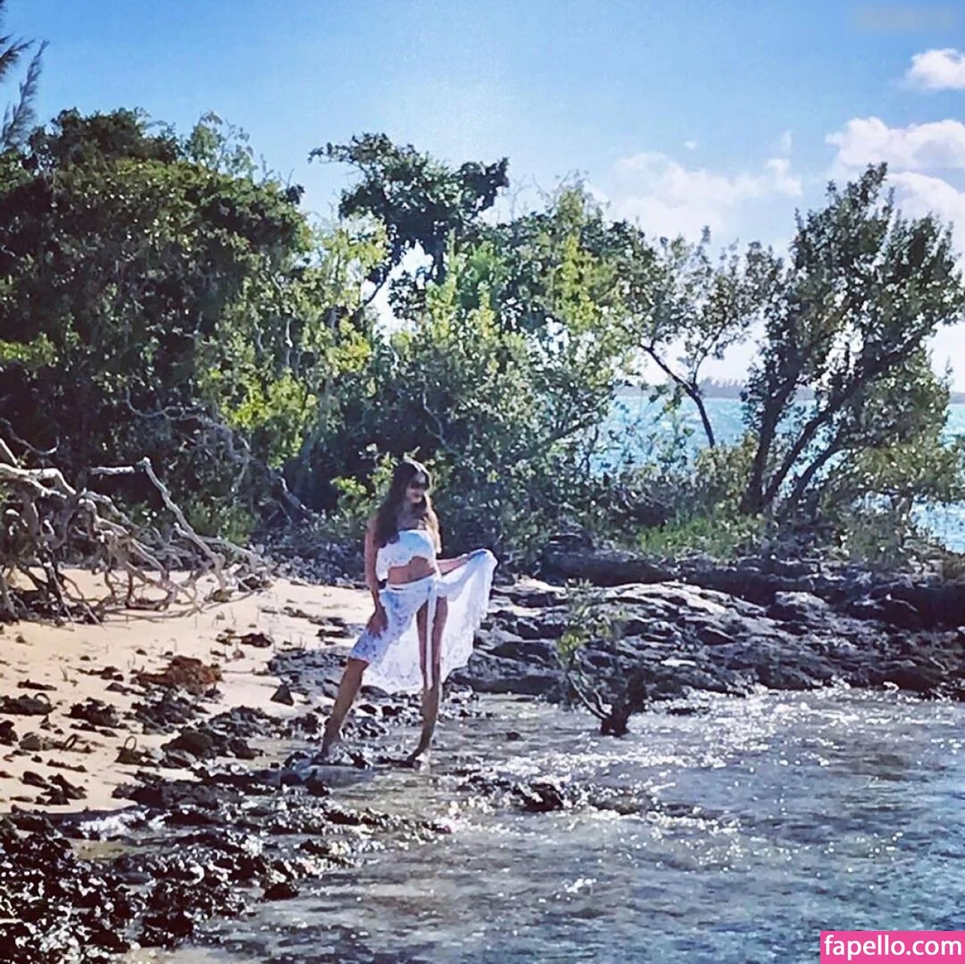 Sofia Vergara / sofiavergara / vergarasofia Onlyfans Photo Gallery 