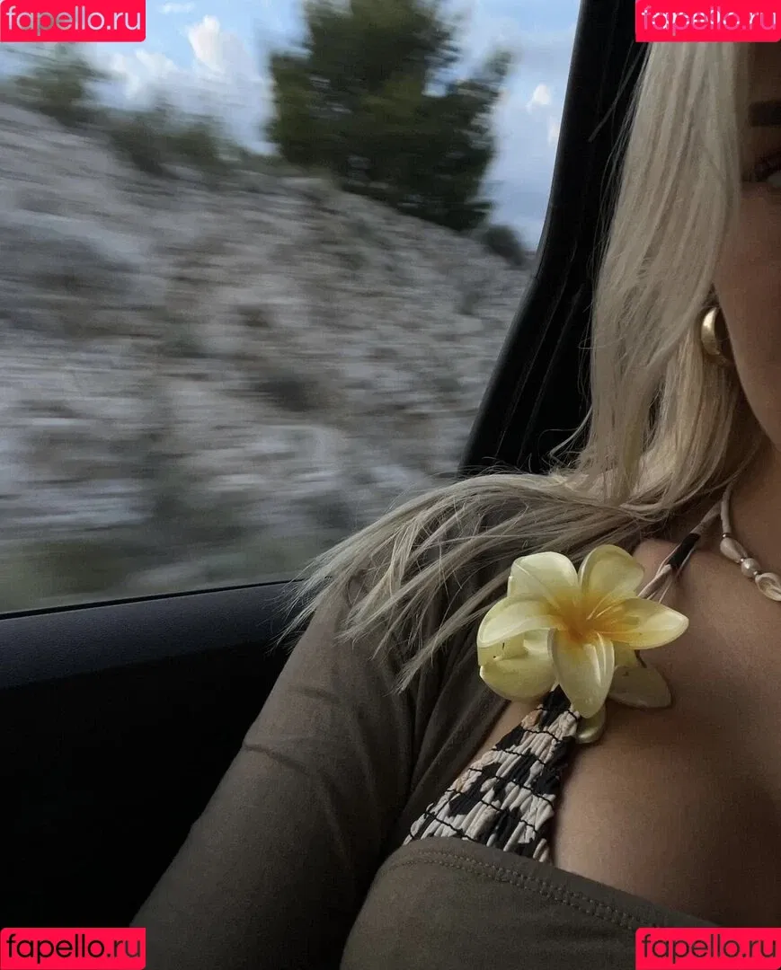 Sophie Schnur / sophie.schnr Onlyfans Photo Gallery 