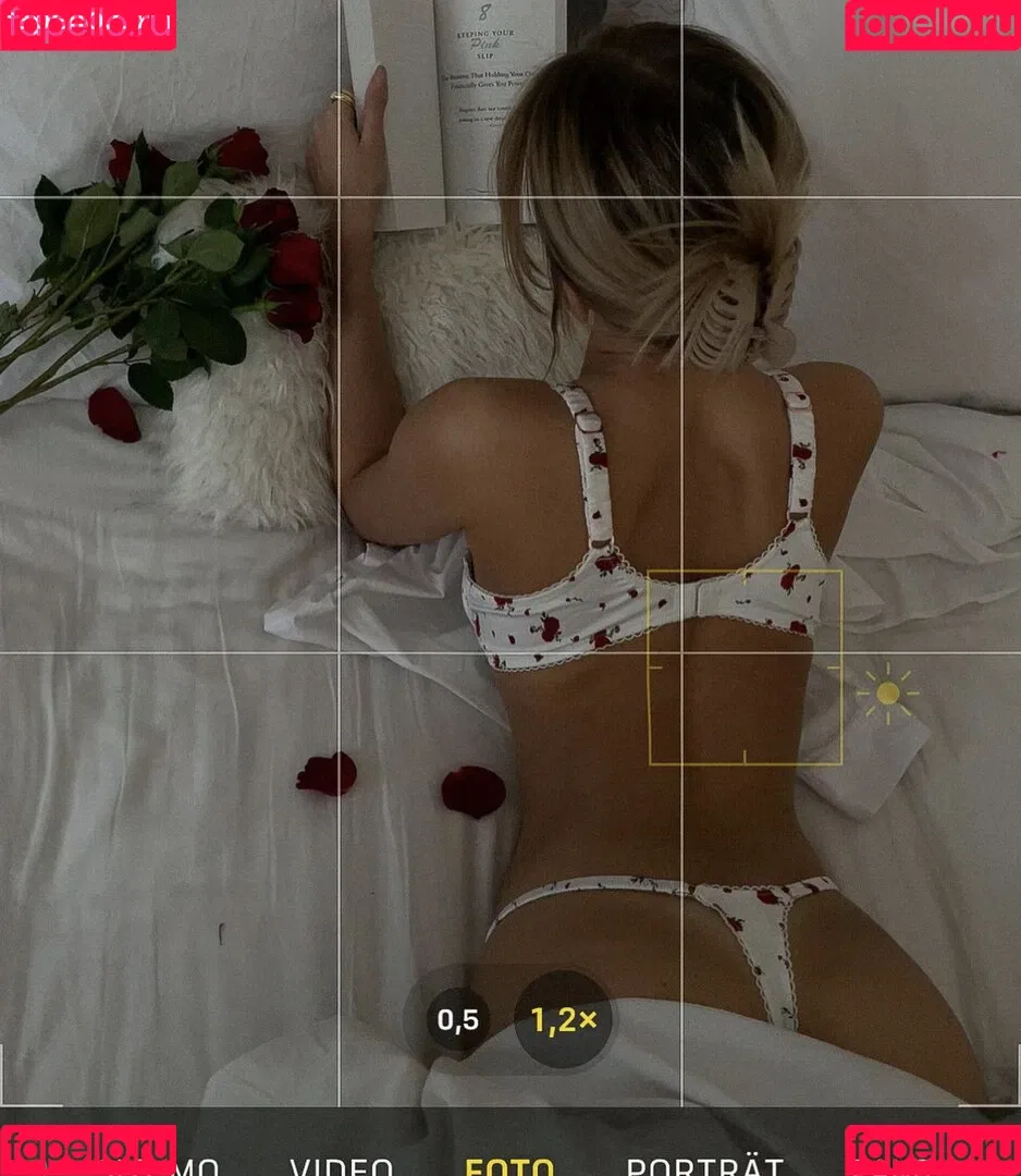 Sophie Schnur / sophie.schnr Onlyfans Photo Gallery 