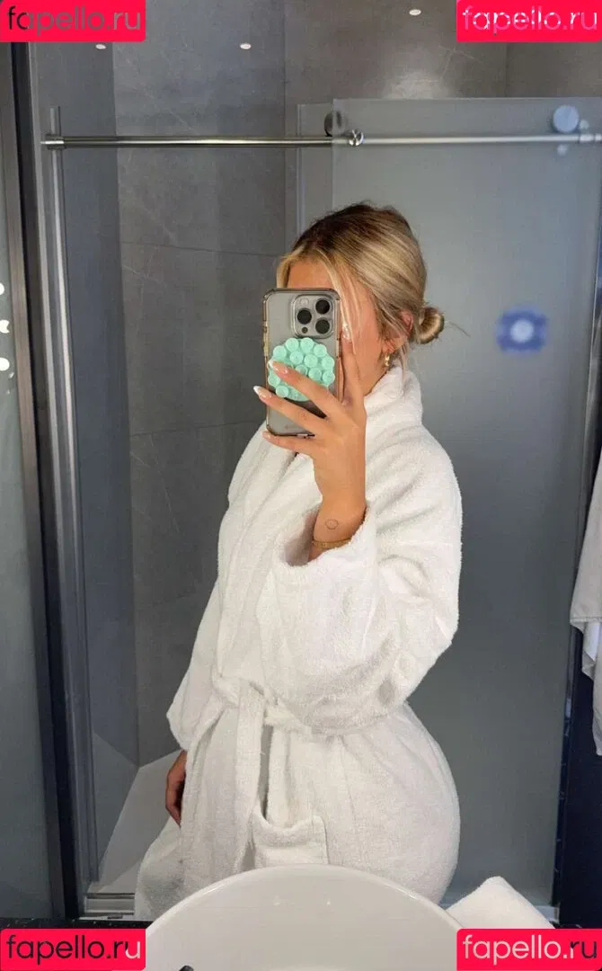 Sophie Schnur / sophie.schnr Onlyfans Photo Gallery 