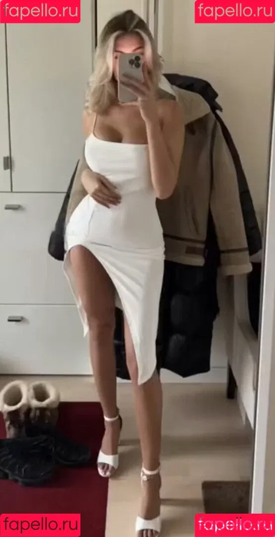 Sophie Schnur / sophie.schnr Onlyfans Photo Gallery 