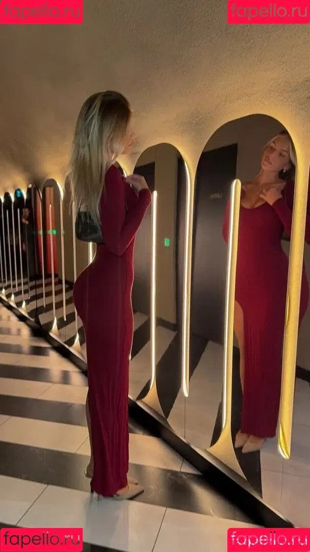 Sophie Schnur / sophie.schnr Onlyfans Photo Gallery 