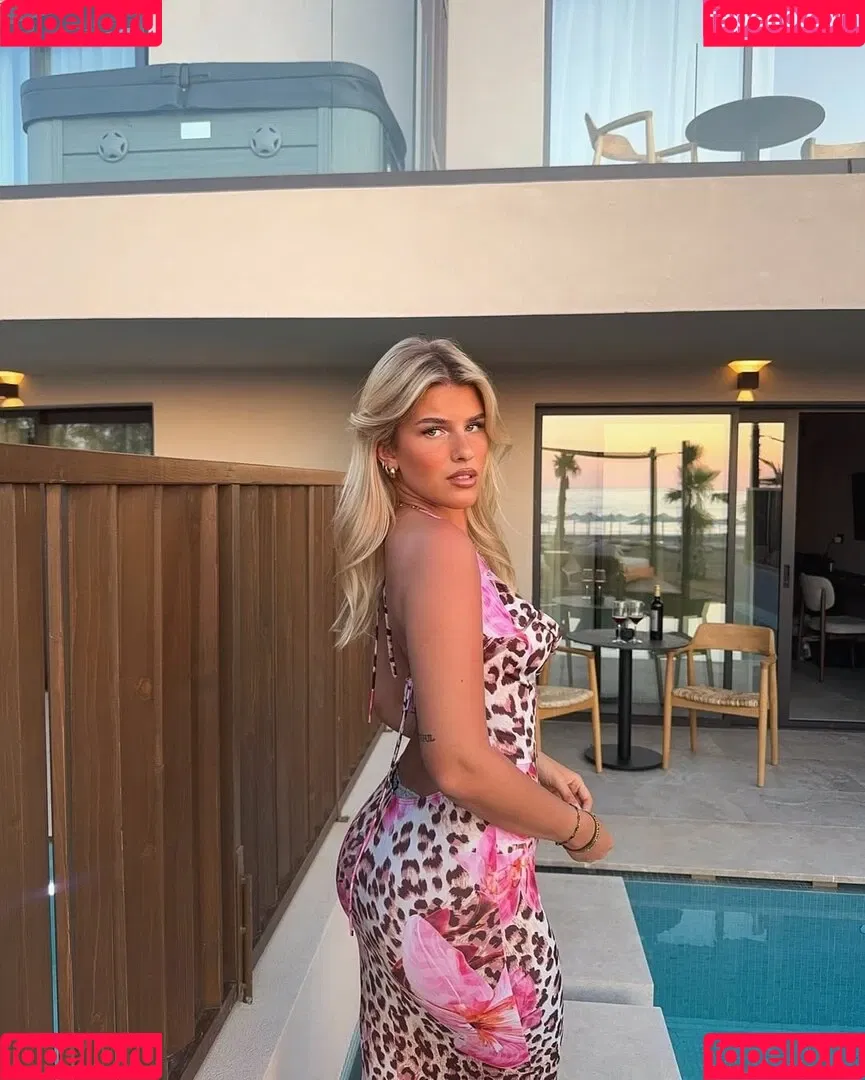 Sophie Schnur / sophie.schnr Onlyfans Photo Gallery 