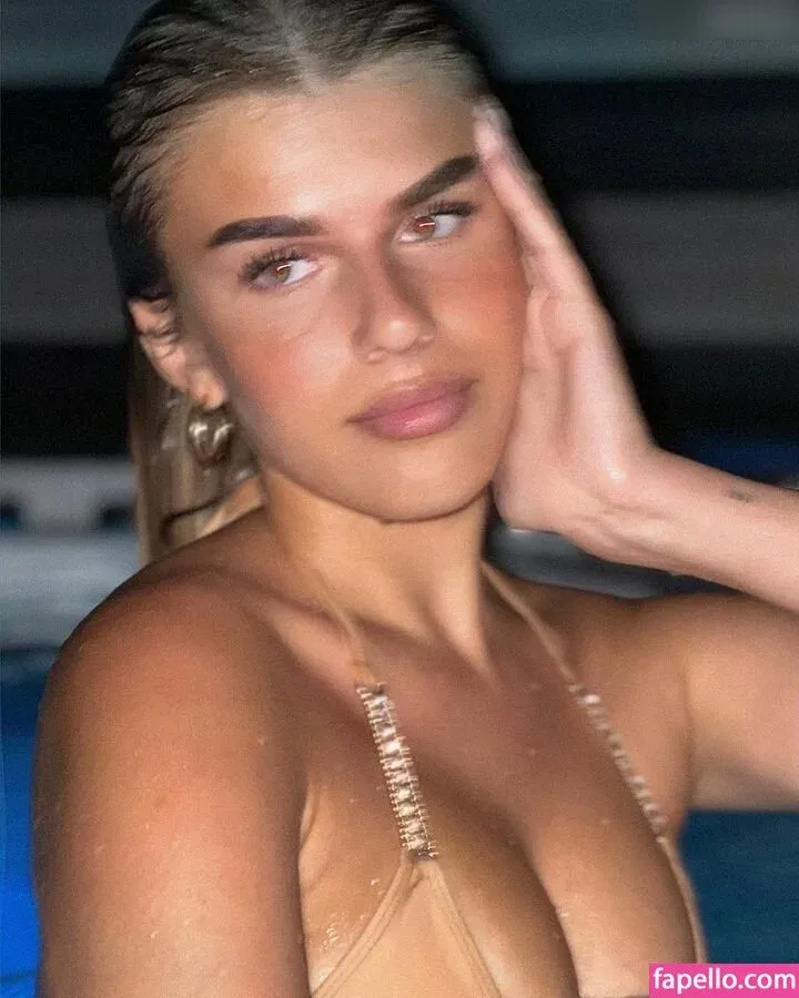 Sophie Schnur / sophie.schnr Onlyfans Photo Gallery 