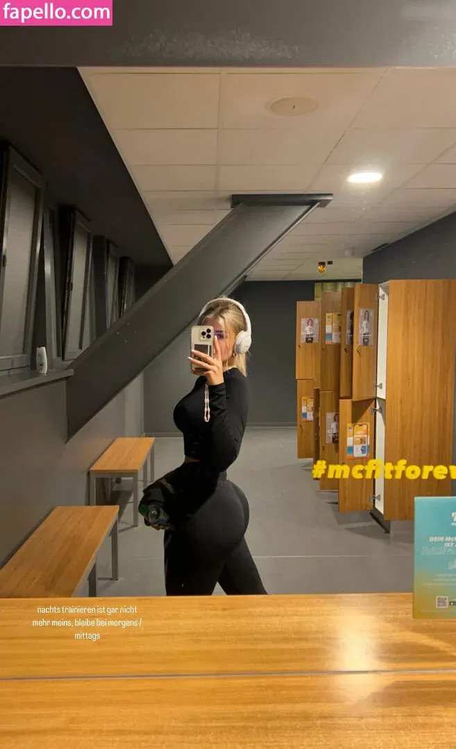 Sophie Schnur / sophie.schnr Onlyfans Photo Gallery 