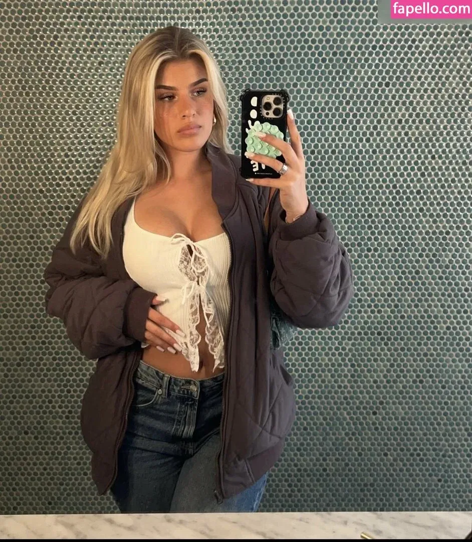 Sophie Schnur / sophie.schnr Onlyfans Photo Gallery 