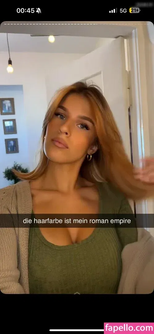 Sophie Schnur / sophie.schnr Onlyfans Photo Gallery 