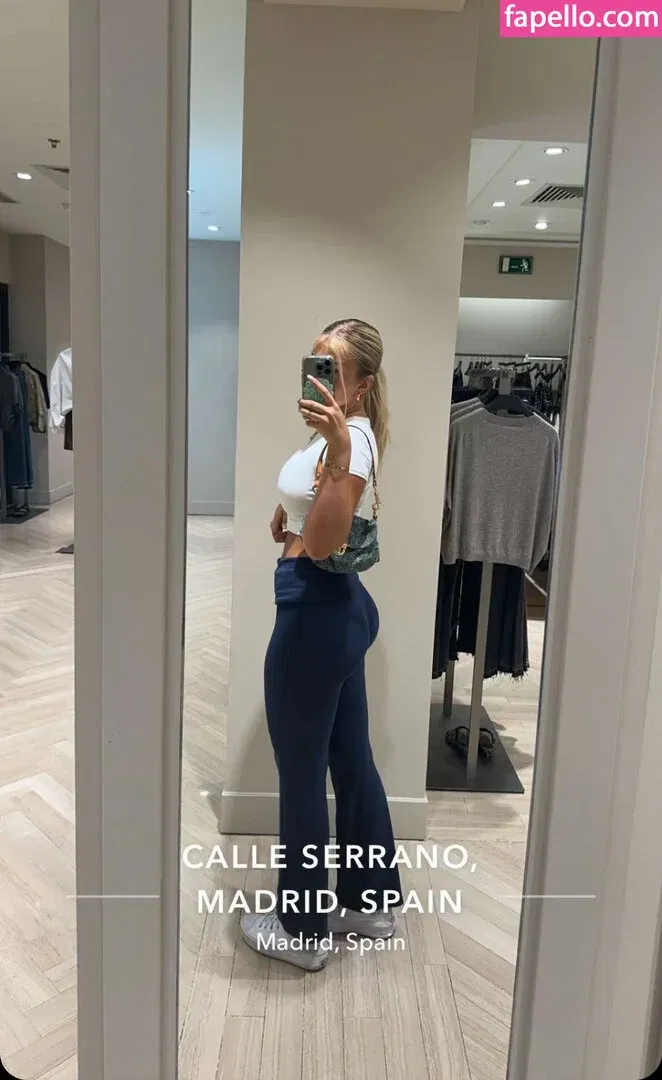 Sophie Schnur / sophie.schnr Onlyfans Photo Gallery 