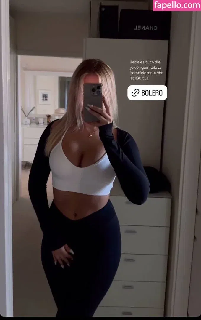 Sophie Schnur / sophie.schnr Onlyfans Photo Gallery 