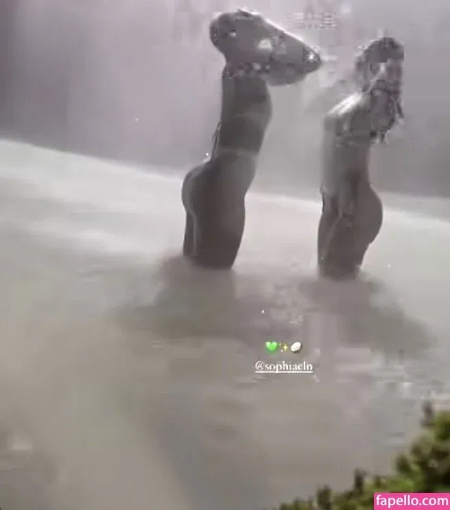 Sophie Schnur / sophie.schnr Onlyfans Photo Gallery 