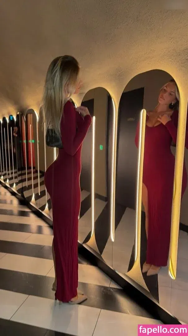 Sophie Schnur / sophie.schnr Onlyfans Photo Gallery 