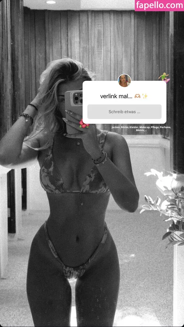 Sophie Schnur / sophie.schnr Onlyfans Photo Gallery 