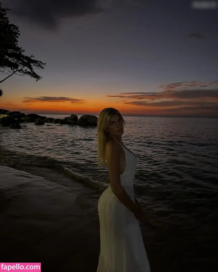 Sophie Schnur / sophie.schnr Onlyfans Photo Gallery 