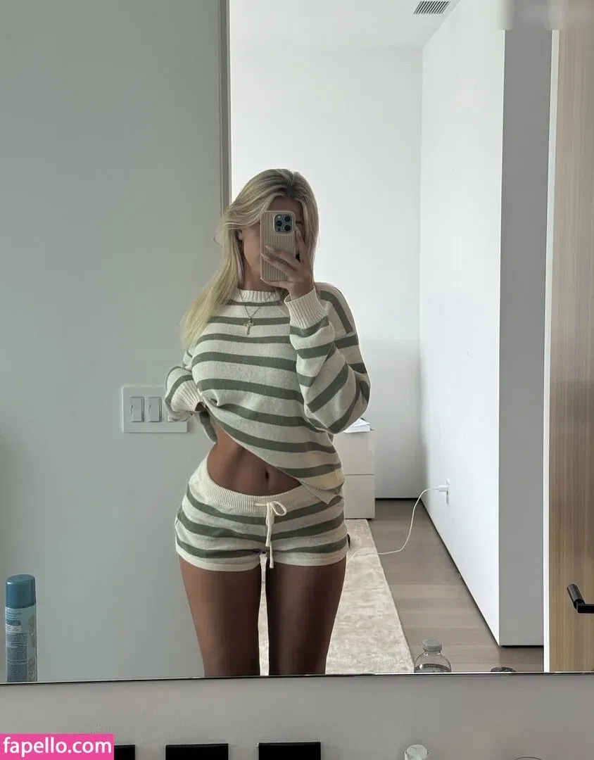 Sophie Schnur / sophie.schnr Onlyfans Photo Gallery 